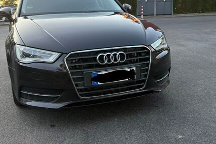 Audi A3 157.000 km 13.500 &euro; Düsseldorf 40470