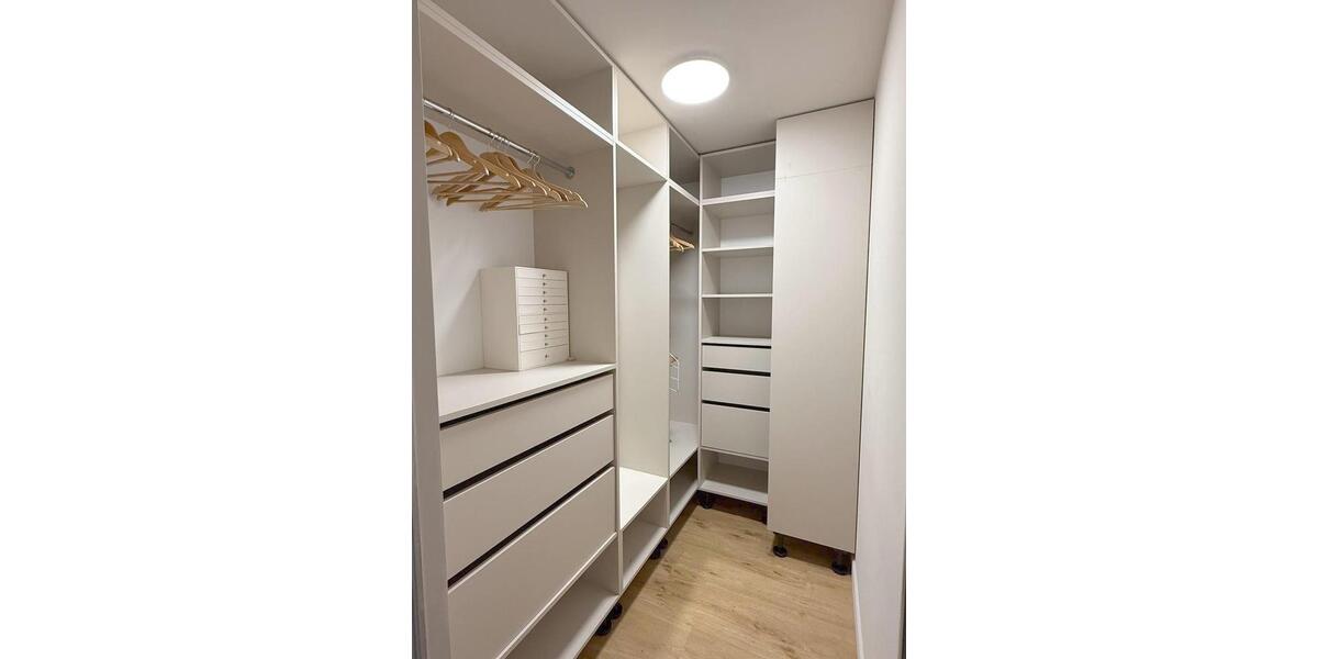 Maisonettenwohnung Düsseldorf Derendorf - 4.5 Zimmer, 100 m&sup2;, 2.100&euro; | Angebot:25637901