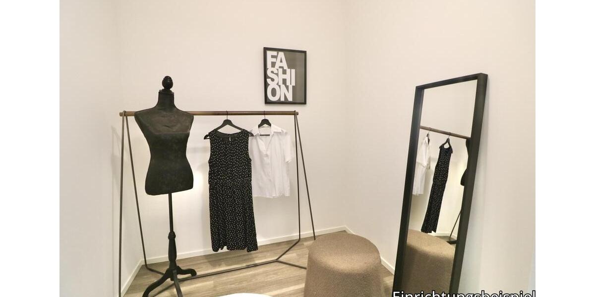 Etagenwohnung Solingen - 2 Zimmer, 106 m&sup2;, 1.365&euro; | Angebot:24850963