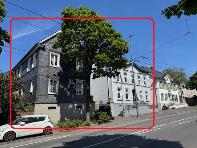 Einfamilienhaus Solingen Wald - 30 Zimmer, 720 m&sup2;, 579.000&euro; | Angebot:23019213