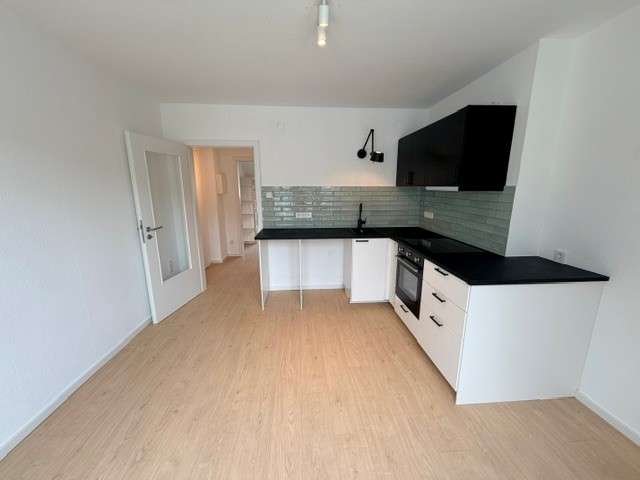 Etagenwohnung Düsseldorf Düsseltal - 1.5 Zimmer, 35 m&sup2;, 635&euro; | Angebot:26716988