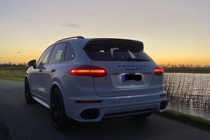 Porsche Cayenne 105.000 km 47.500 &euro; Köln 50674