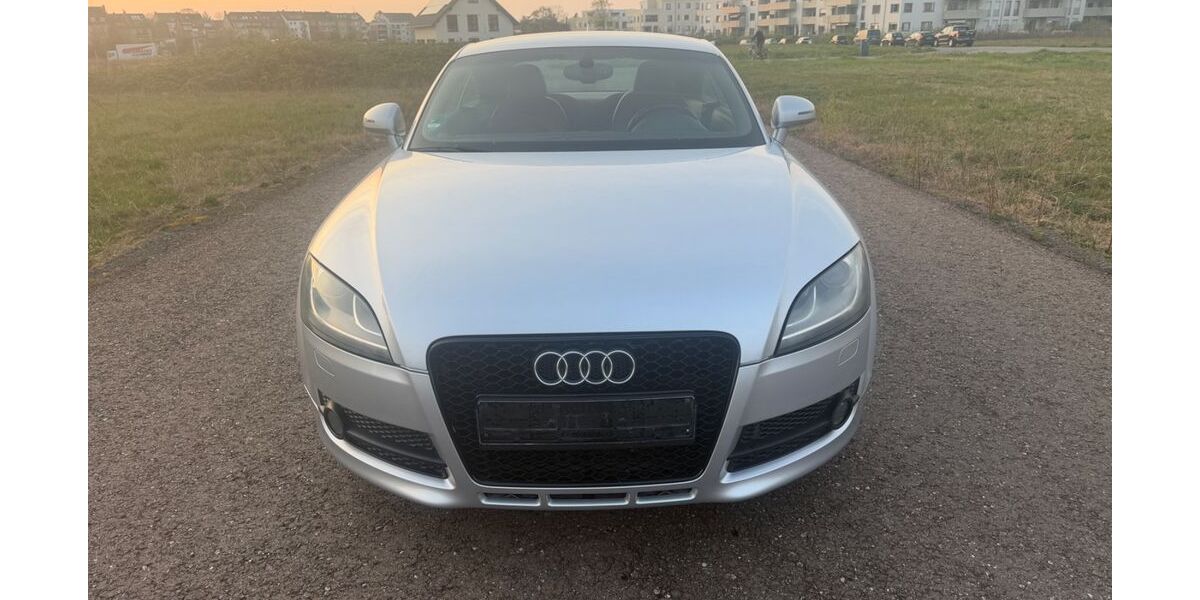 Audi TT 190.000 km 9.850 &euro; Köln/Poll 51105