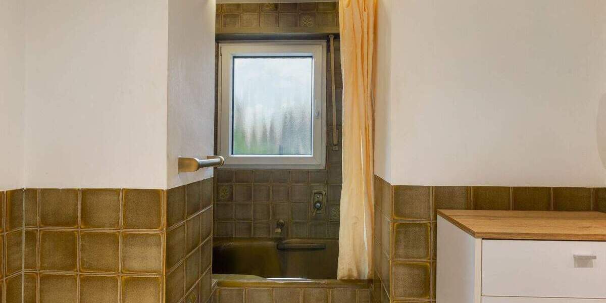 Reihenmittelhaus Korschenbroich - 7 Zimmer, 189 m&sup2;, 499.000&euro; | Angebot:25686404