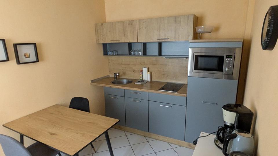 Mehrfamilienhaus, Wohnhaus Jüchen - 22 Zimmer, 450 m&sup2;, 425.000&euro; | Angebot:24382961