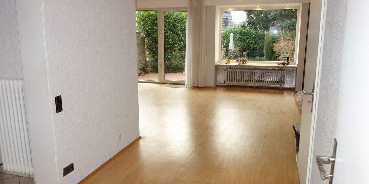 Einfamilienhaus Düsseldorf Hassels - 4 Zimmer, 128 m&sup2;, 600.000&euro; | Angebot:25665200