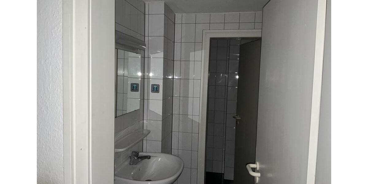 Etagenwohnung Düsseldorf Pempelfort - 5 Zimmer, 167 m&sup2;, 1.688&euro; | Angebot:26194319