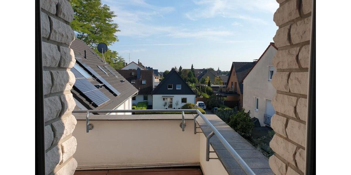 Dachgeschoßwohnung Langenfeld (Rheinland) - 3 Zimmer, 85 m&sup2;, 289.000&euro; | Angebot:26095167
