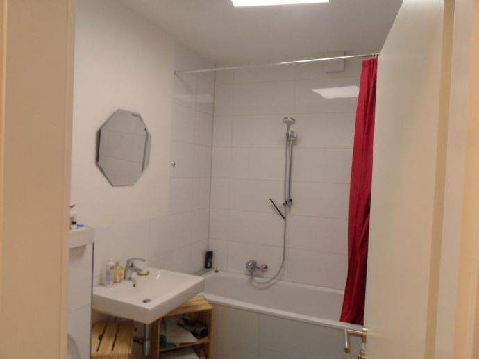 Etagenwohnung Köln Sürth - 3 Zimmer, 94 m&sup2;, 1.250&euro; | Angebot:26712509