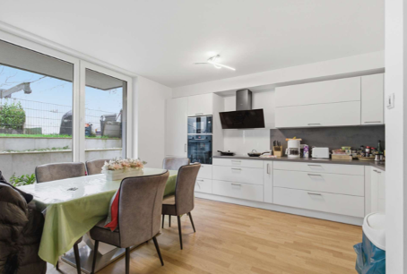 Etagenwohnung Köln Kalk - 4 Zimmer, 105 m&sup2;, 1.750&euro; | Angebot:27355453