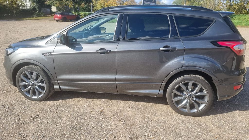 Ford Kuga 68.000 km 17.750 &euro; Köln 50737