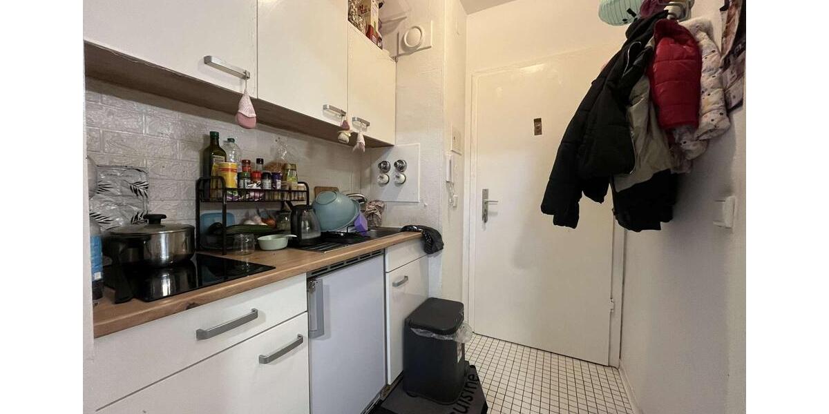 Etagenwohnung Köln Ehrenfeld - 1 Zimmer, 23 m&sup2;, 710&euro; | Angebot:25515260