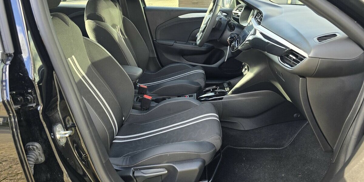 Opel Corsa GS Automatik|Winterpaket|ACC|Kamera 15.744 km 18.550 &euro; Wermelskirchen 42929