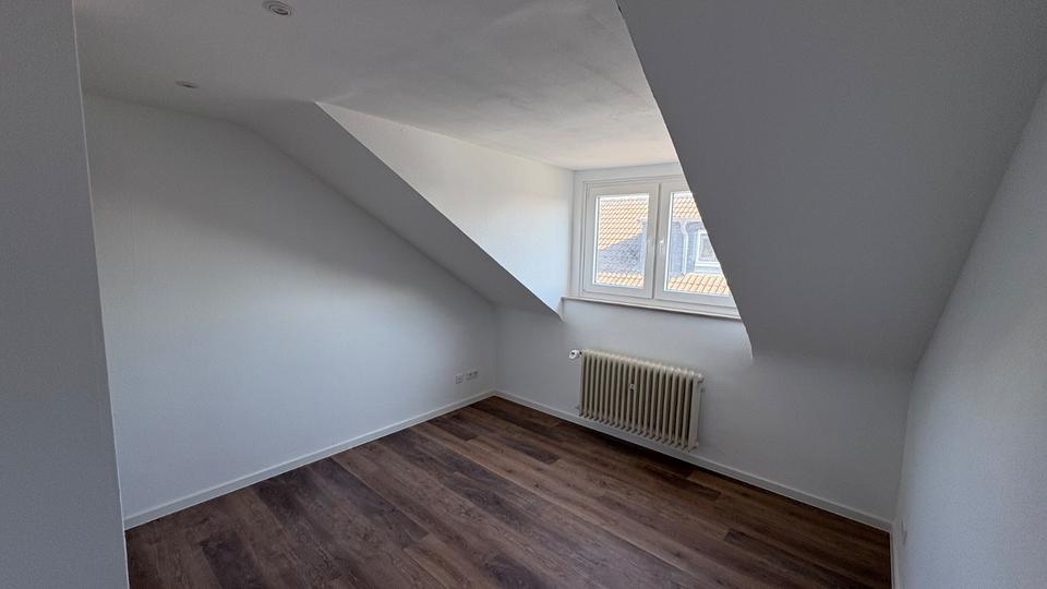 Dachgeschoßwohnung Bergheim Ahe - 3 Zimmer, 91 m&sup2;, 995&euro; | Angebot:26690687