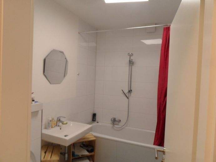 Etagenwohnung Köln Sürth - 3 Zimmer, 94 m&sup2;, 1.250&euro; | Angebot:26723163