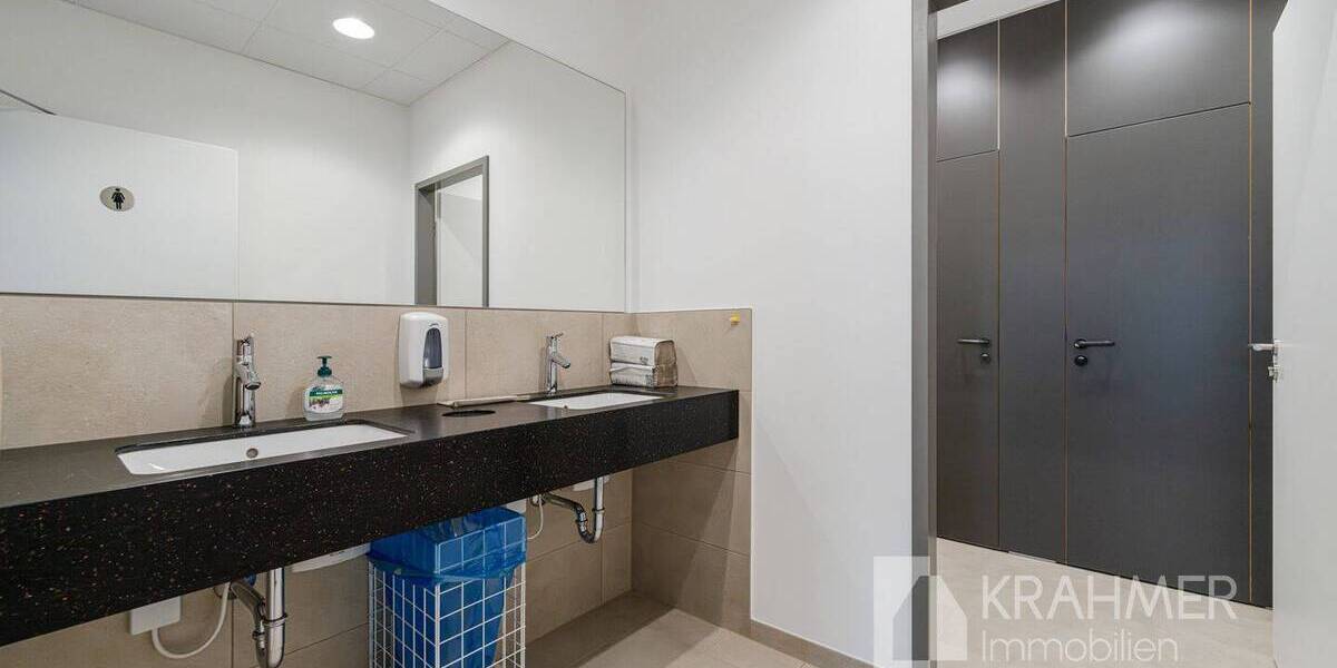 Gewerbeobjekt Ratingen / Tiefenbroich Tiefenbroich - 10.726&euro; | Angebot:25684255