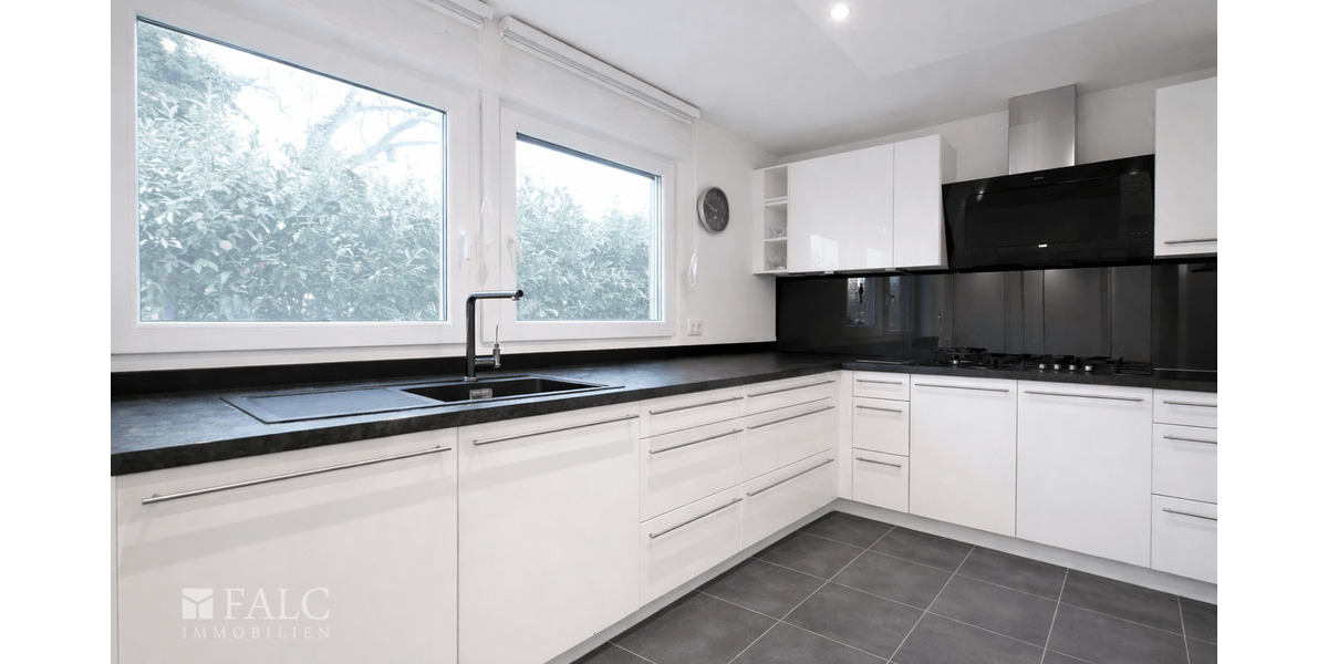 Einfamilienhaus Köln Esch/Auweiler - 8 Zimmer, 288 m&sup2;, 1.099.000&euro; | Angebot:25696534