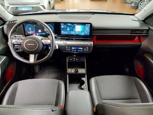 Hyundai Kona Prime 2WD AHK Bose SHZ LHZ Navi Kam 12.578 km 25.480 &euro; HAAN 42781