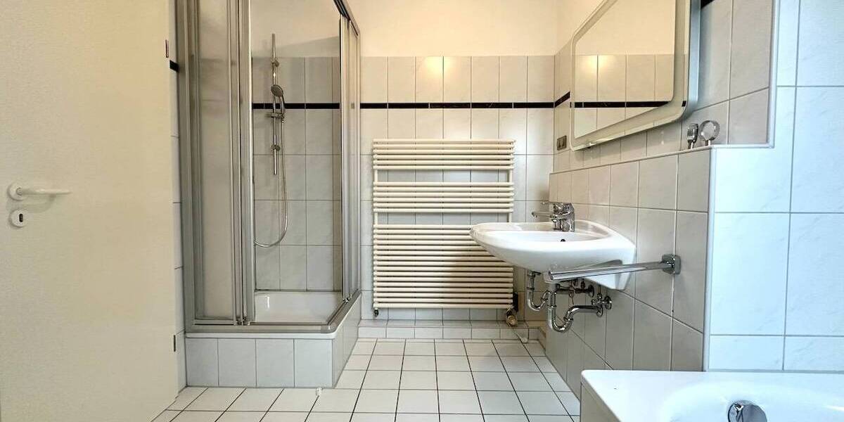 Etagenwohnung Neuss Uedesheim - 3 Zimmer, 94 m&sup2;, 299.000&euro; | Angebot:26657258