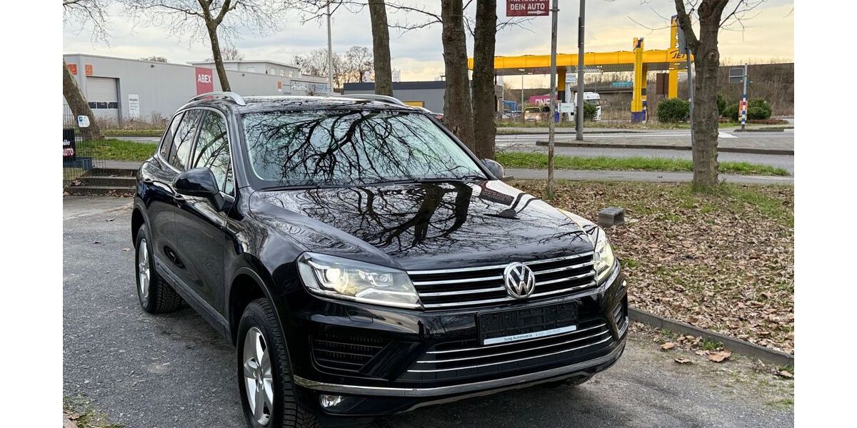 VW Touareg 143.500 km 23.999 &euro; Köln 51107