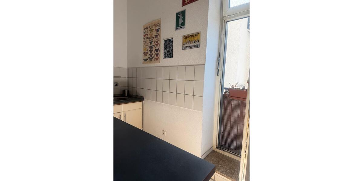 Etagenwohnung Düsseldorf Oberbilk - 4 Zimmer, 95 m&sup2;, 1.277&euro; | Angebot:26442793