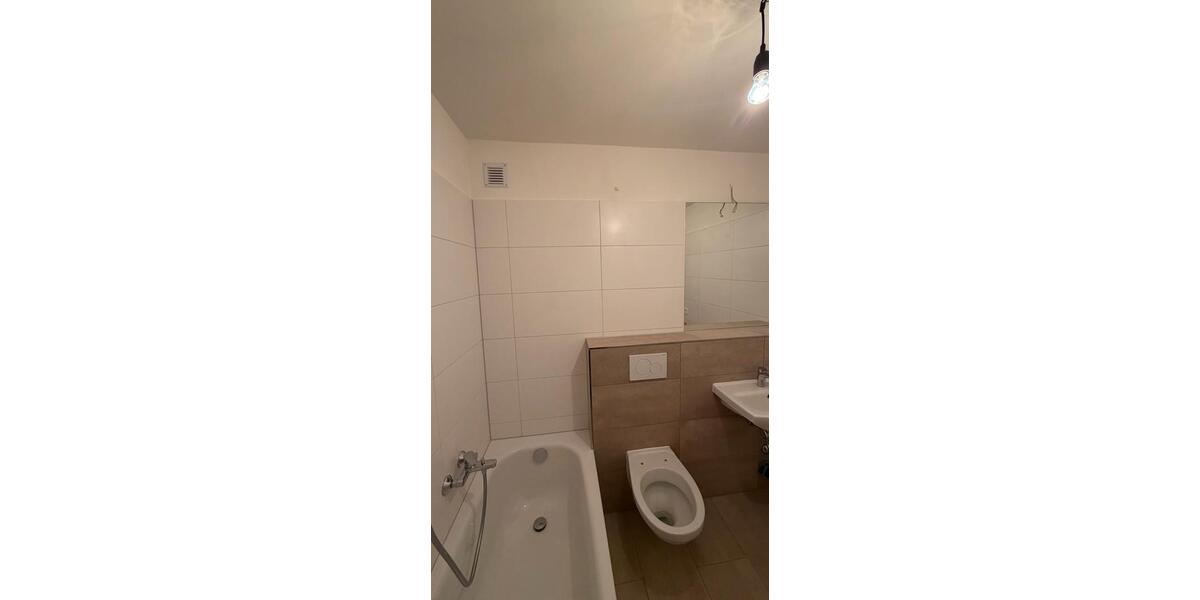 Etagenwohnung Köln Mülheim - 3 Zimmer, 86 m&sup2;, 1.550&euro; | Angebot:25646361