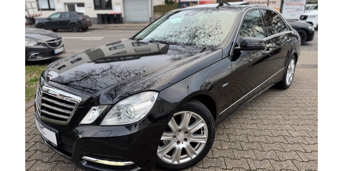 Mercedes-Benz E 300 214.000 km 10.590 &euro; Köln/Wahn 51147