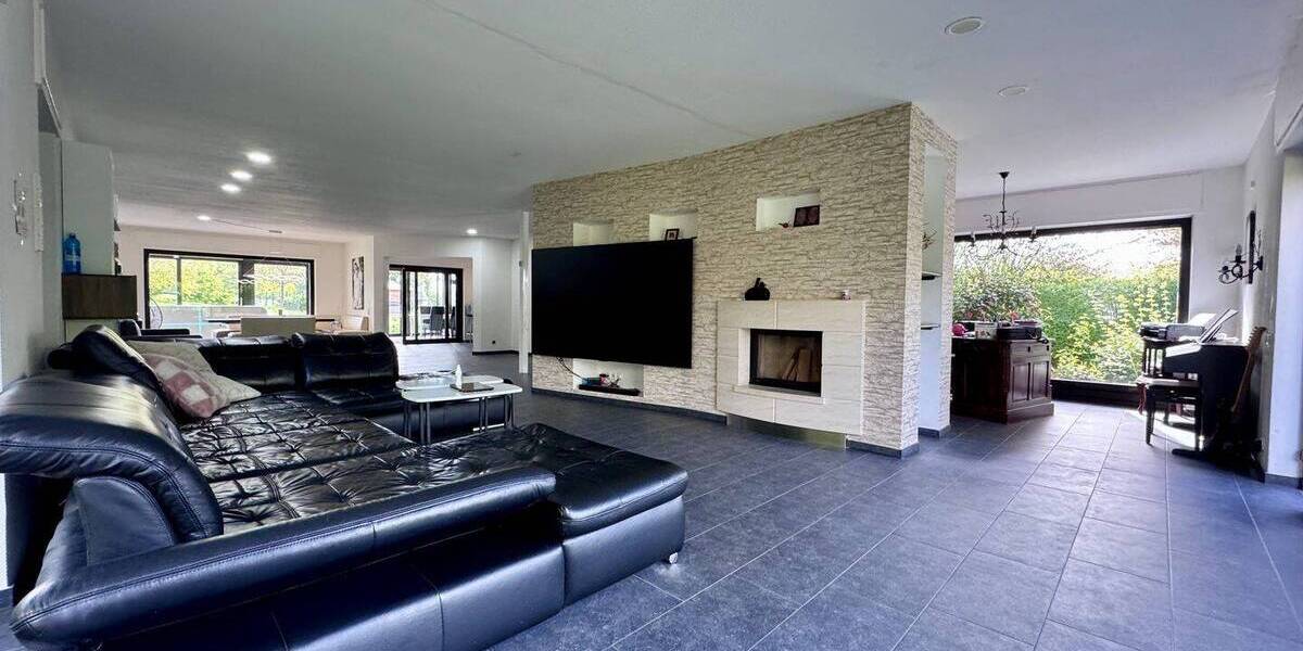 Einfamilienhaus Ratingen Breitscheid - 4 Zimmer, 315 m&sup2;, 1.300.000&euro; | Angebot:26455353