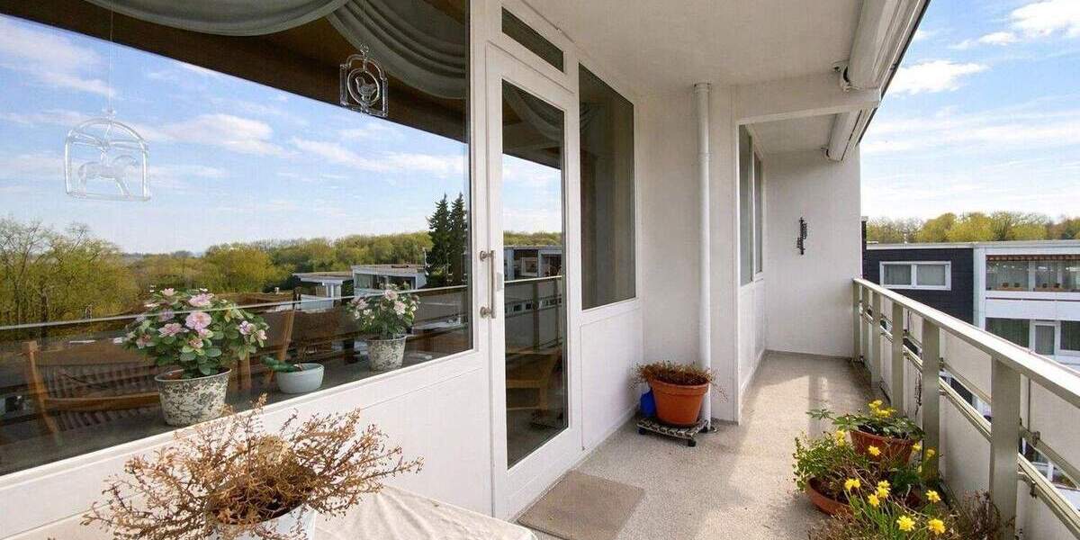 Etagenwohnung Solingen Gräfrath - 2 Zimmer, 63 m&sup2;, 149.000&euro; | Angebot:25909074