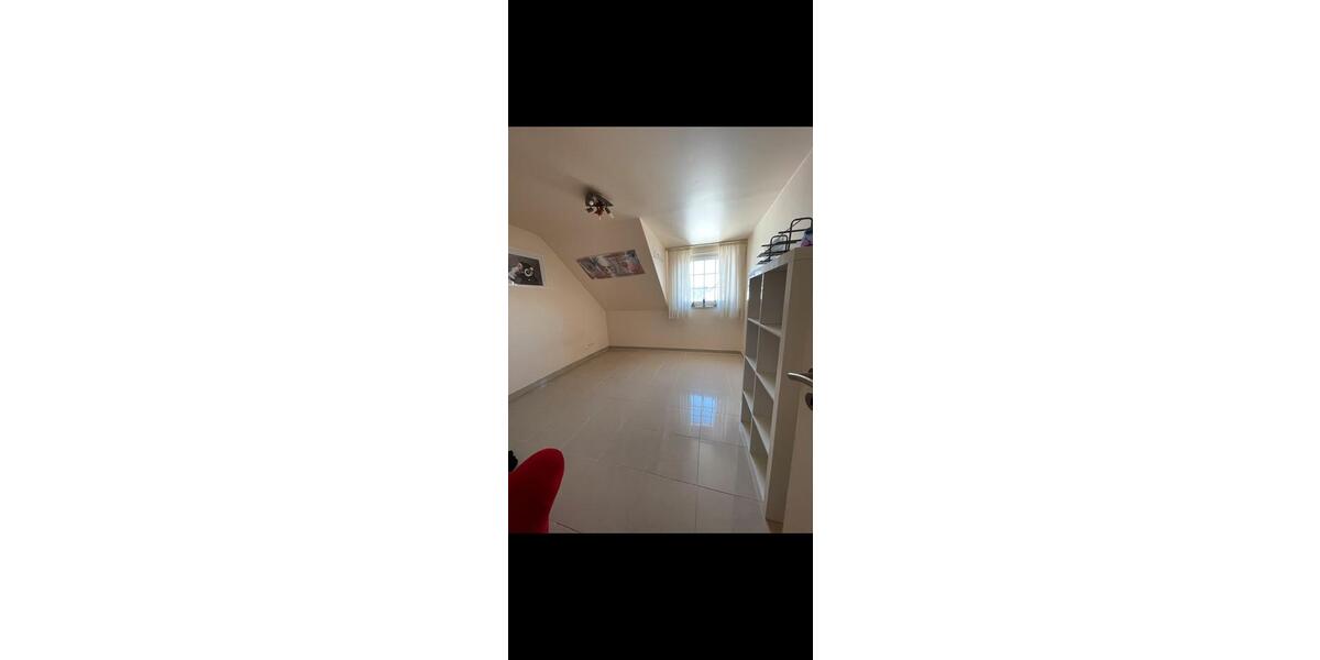 Doppelhaushälfte Pulheim - 5 Zimmer, 150 m&sup2;, 720.000&euro; | Angebot:26033625