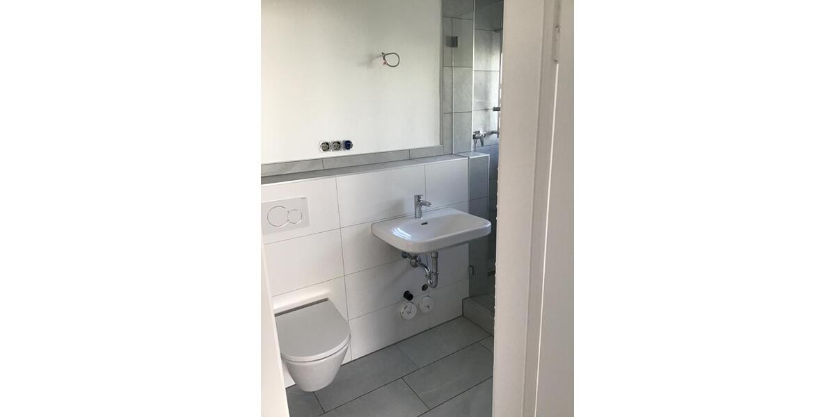 Etagenwohnung Köln Kalk - 4 Zimmer, 105 m&sup2;, 1.520&euro; | Angebot:25943409