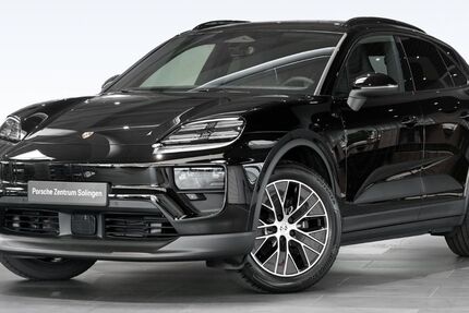 Porsche Macan 9.500 km 87.790 &euro; Solingen 42653