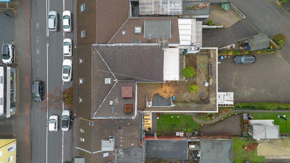 Mehrfamilienhaus, Wohnhaus Bergisch Gladbach Heidkamp - 7 Zimmer, 173 m&sup2;, 830.000&euro; | Angebot:25686490