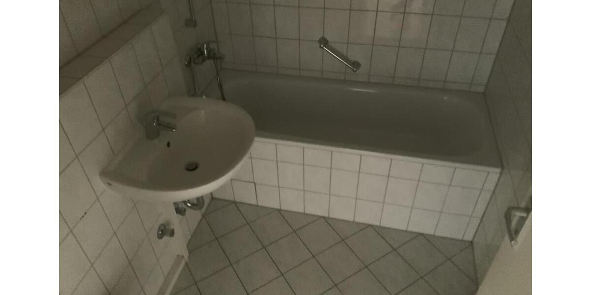Etagenwohnung Ratingen Tiefenbroich - 2 Zimmer, 59 m&sup2;, 669&euro; | Angebot:26482222