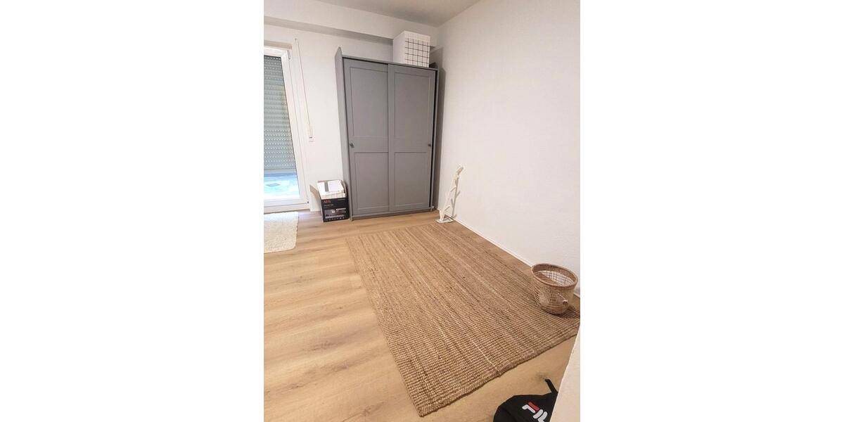 Erdgeschoßwohnung Köln Innenstadt - 1 Zimmer, 25 m&sup2;, 400&euro; | Angebot:25991809