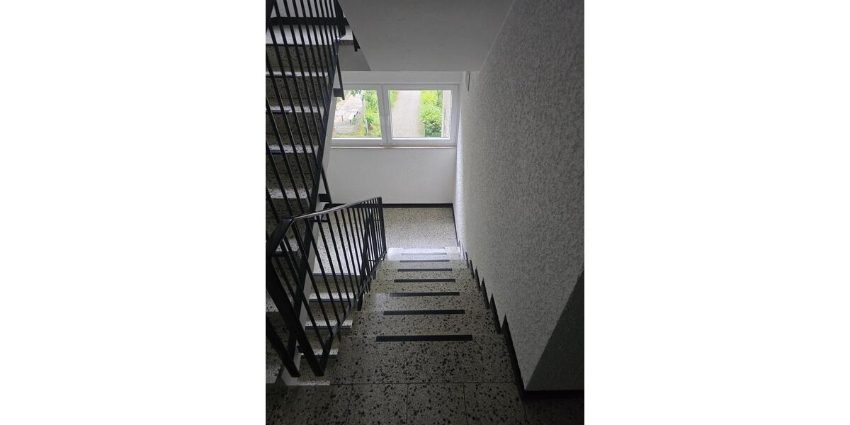 Etagenwohnung Neuss Erfttal - 2 Zimmer, 65 m&sup2;, 900&euro; | Angebot:26640724