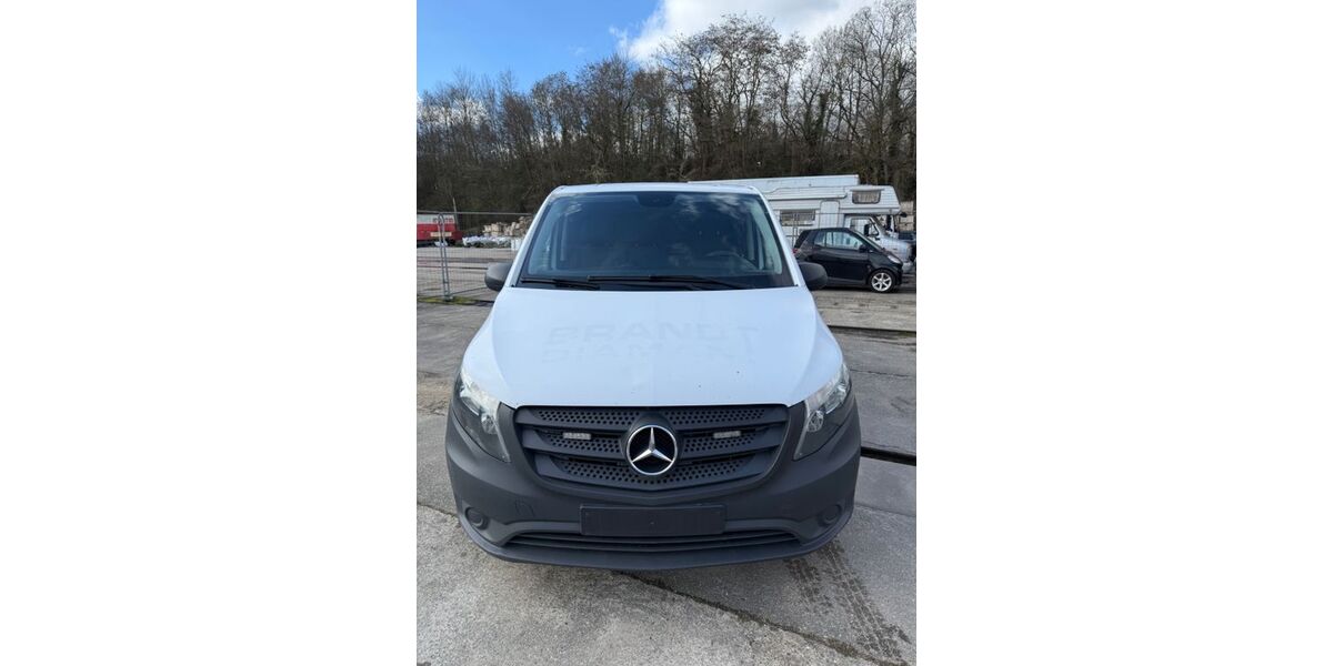 Mercedes-Benz Vito 216.831 km 11.500 &euro; Kerpen 50170
