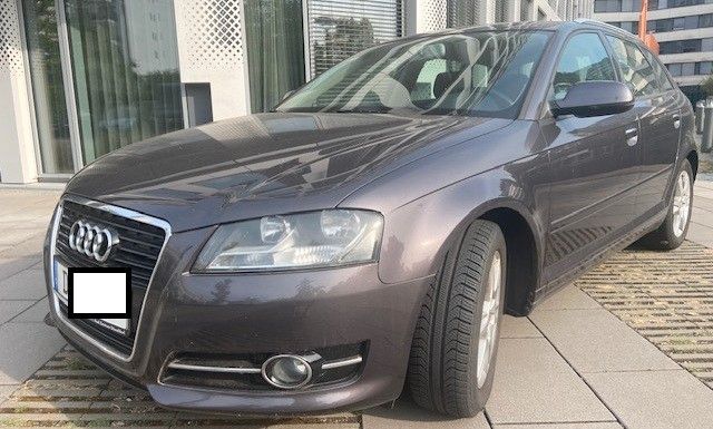 Audi A3 68.800 km 7.799 &euro; Düsseldorf 40476