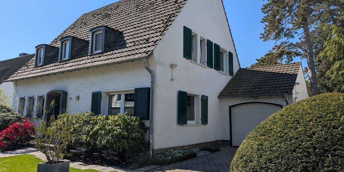 Einfamilienhaus Meerbusch / Strümp Strümp - 7 Zimmer, 200 m&sup2;, 2.300&euro; | Angebot:26700396