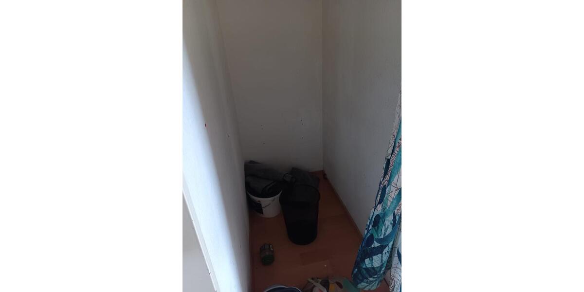 Dachgeschoßwohnung Köln Porz - 1 Zimmer, 37 m&sup2;, 450&euro; | Angebot:26612544