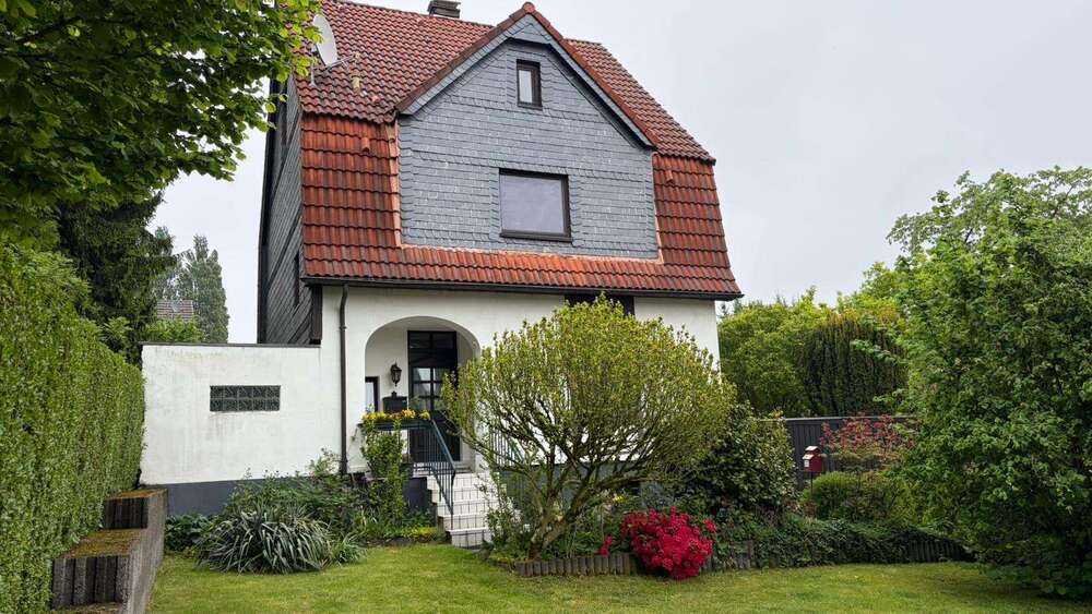 Einfamilienhaus Solingen Höhscheid - 6 Zimmer, 160 m&sup2;, 549.000&euro; | Angebot:26550060