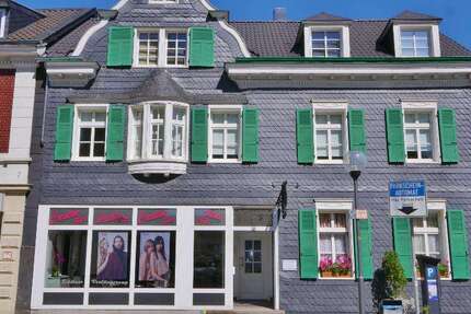 Haus Haan - 10 Zimmer, 300 m&sup2;, 495.000&euro; | Angebot:22351140