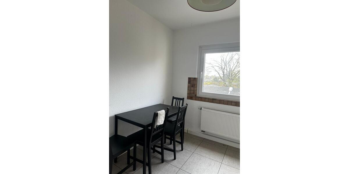 Etagenwohnung Köln Mülheim - 4 Zimmer, 83 m&sup2;, 1.150&euro; | Angebot:25840809