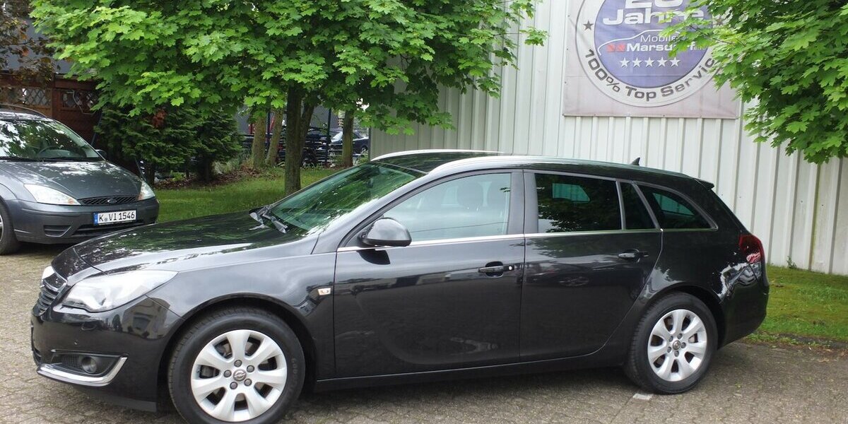 Opel Insignia EDITION NAVI PARKPILOT/KAMERA 17 Zoll LMF 96.093 km 10.798 &euro; Köln 50858