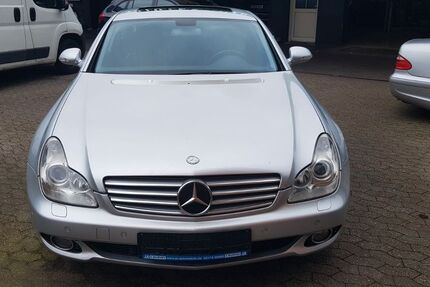 Mercedes-Benz CLS 500 214.000 km 9.999 &euro; Düsseldorf 40231