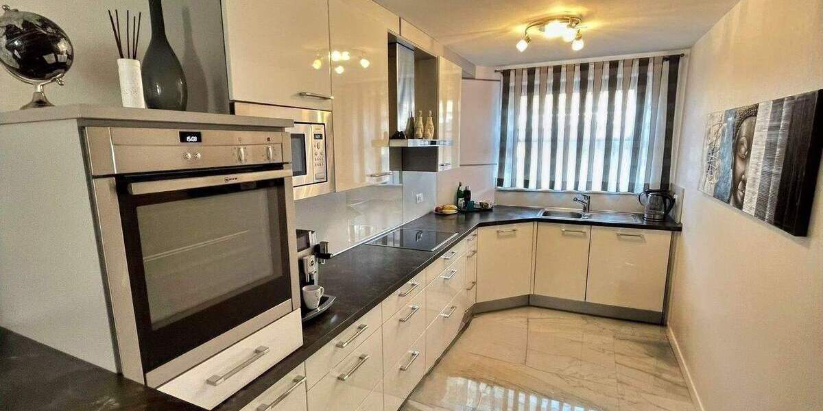 Etagenwohnung Düsseldorf Hellerhof - 3 Zimmer, 102 m&sup2;, 429.000&euro; | Angebot:25665880