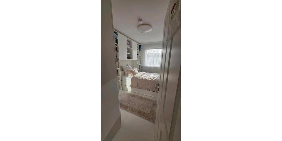 Etagenwohnung Dormagen Hackenbroich - 4 Zimmer, 93 m&sup2;, 275.000&euro; | Angebot:23917483