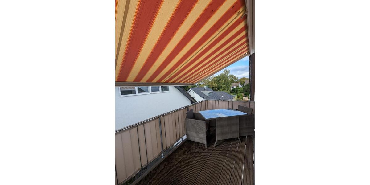 Dachgeschoßwohnung Köln Porz - 4 Zimmer, 94 m&sup2;, 1.310&euro; | Angebot:25949050