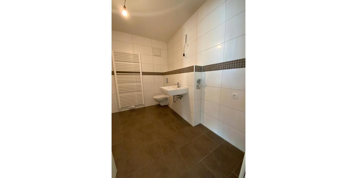 Etagenwohnung Meerbusch - 2 Zimmer, 69 m&sup2;, 985&euro; | Angebot:25427406