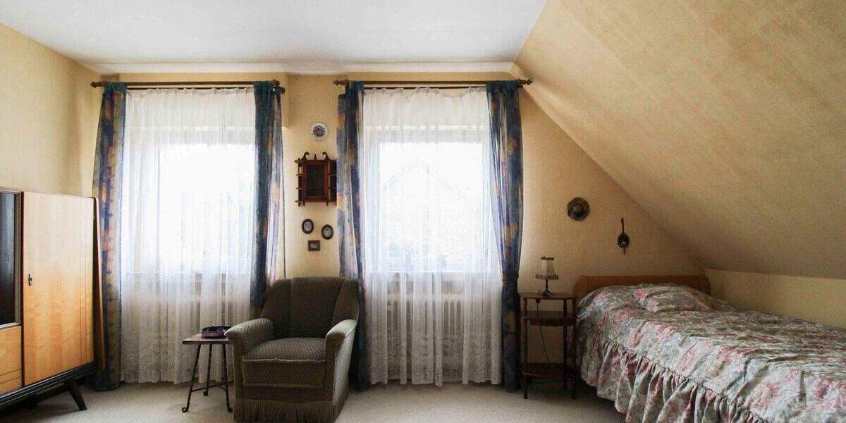 Einfamilienhaus Köln Esch/Auweiler - 7 Zimmer, 599.000&euro; | Angebot:25683571